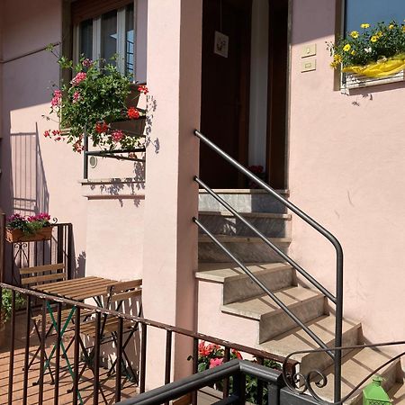 Casa Mirella Apartamento Lovere Exterior foto
